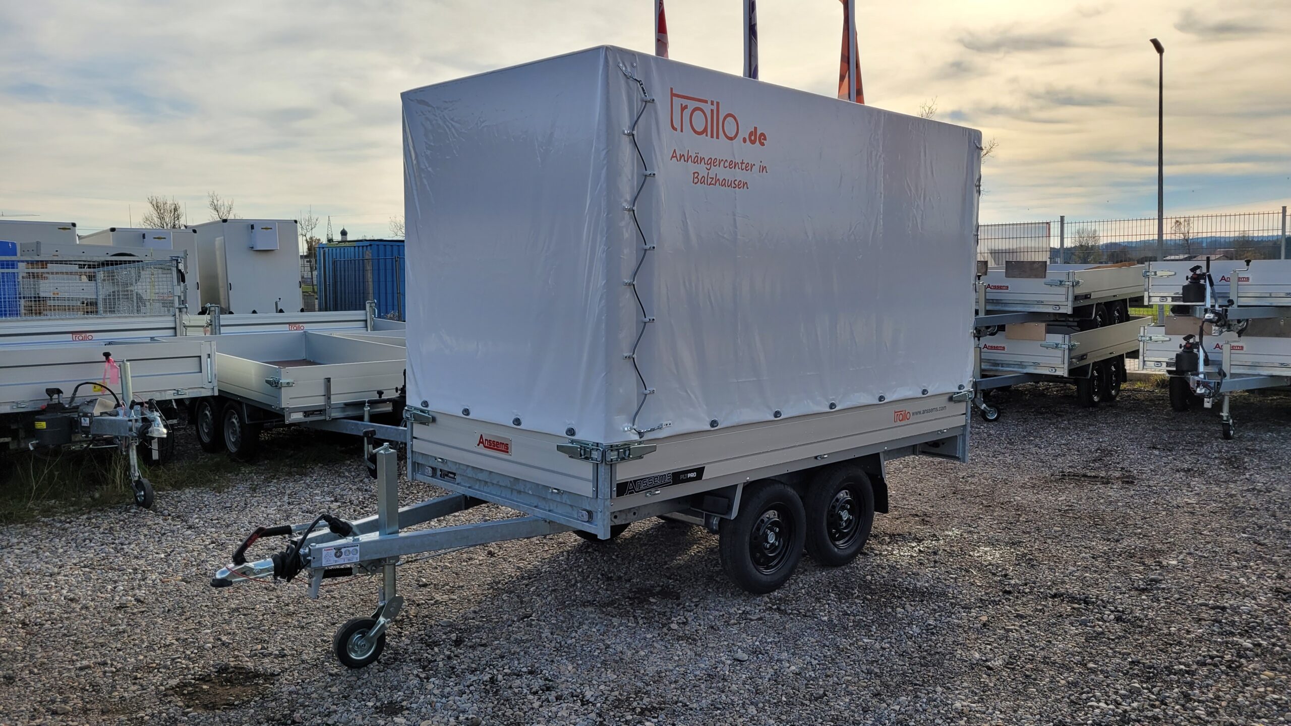 Anssems PKW-Anhänger Hochlader Alu PLT-2 PRO 1350 kg, Ladefläche 3,05 x 1,50 m mit Plane 1,80 m